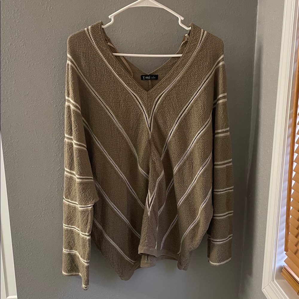 Very J Tan V-Neck Striped Sweater